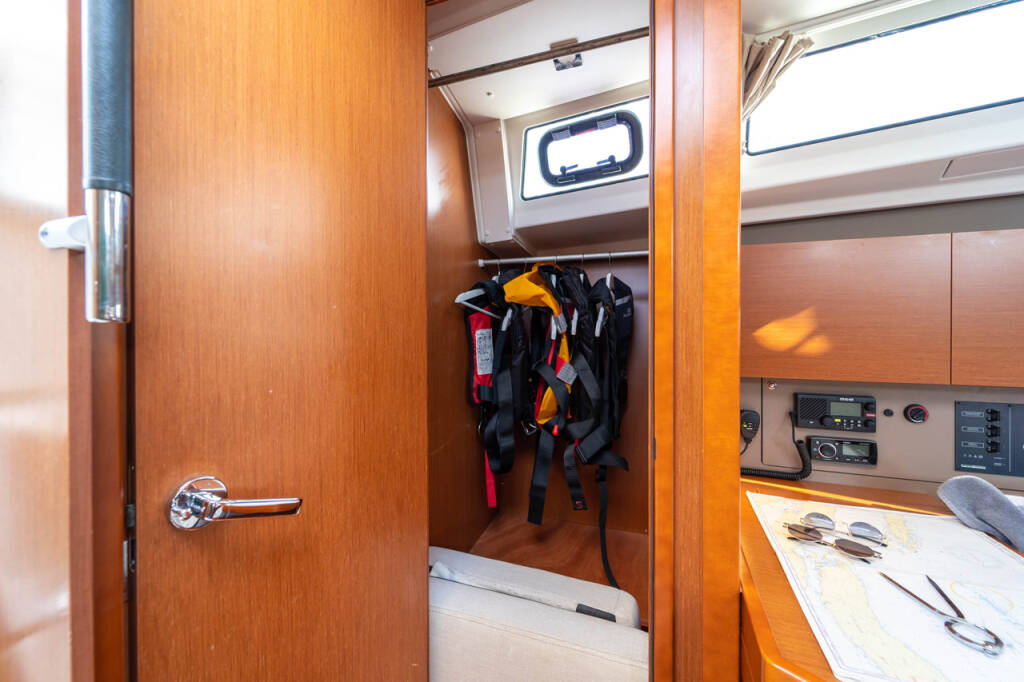 Segelyachten Oceanis 38 Aphrodite 