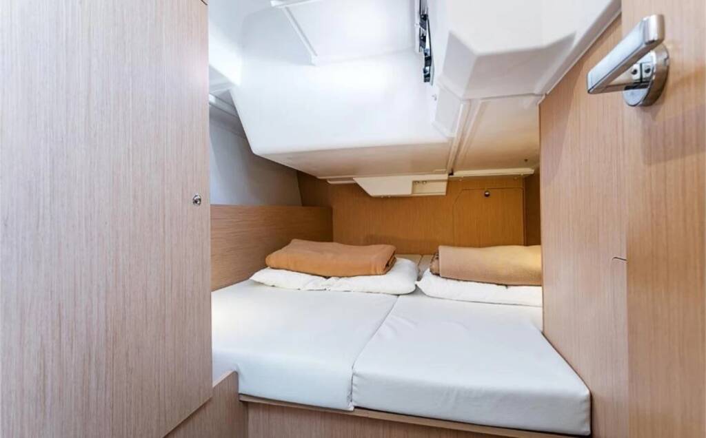 Segelyachten Oceanis 38 Epicteto