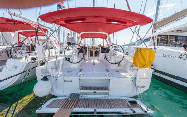 Oceanis 38 Rusalka Pula, ACI Marina Pomer