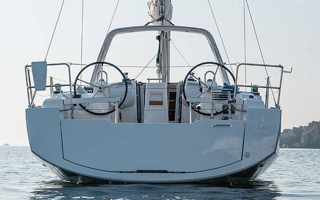 Sailing yacht Oceanis 38 Xenia