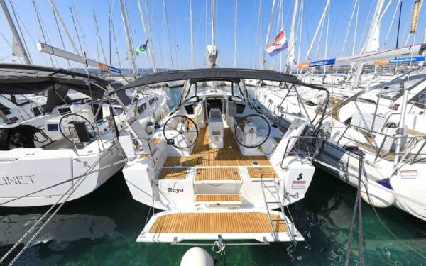 Oceanis 38.1 Reya Marina Kornati, Biograd