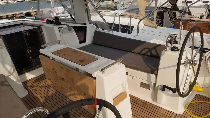 Sailing yacht Oceanis 38.1 Rosa Bella