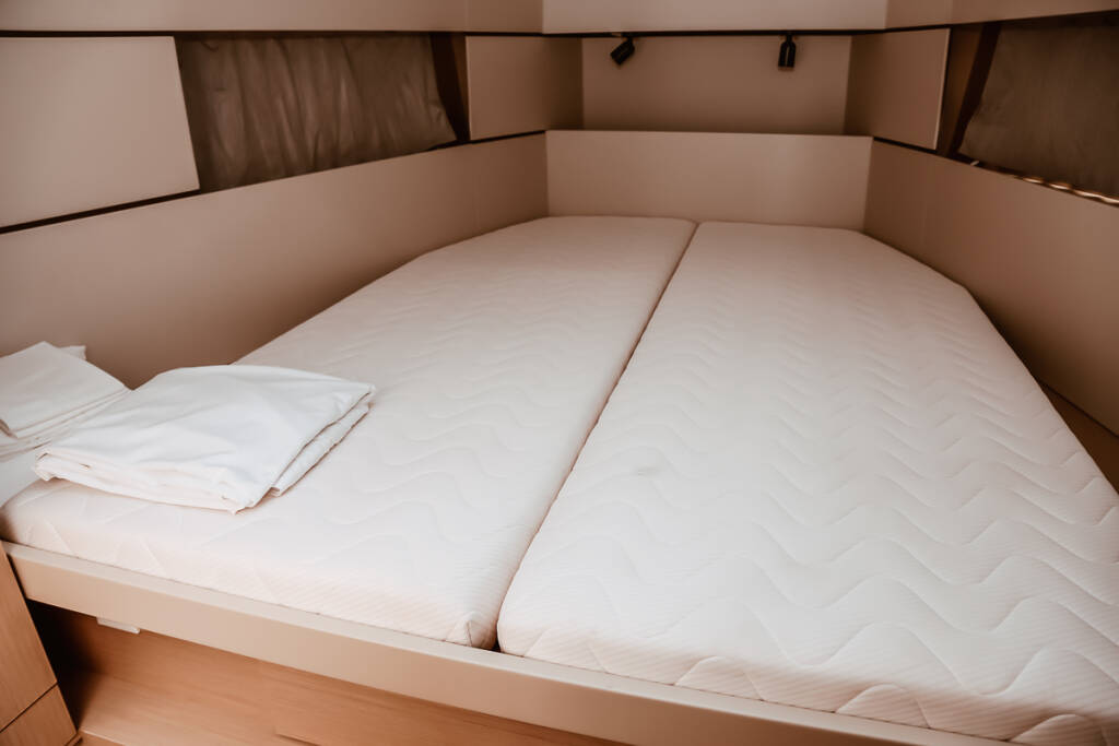 Sailing yacht Oceanis 38.1 CLASS