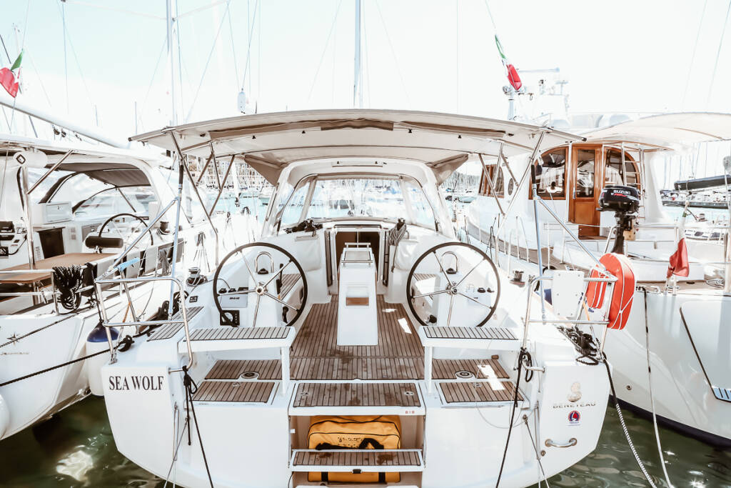 Sailing yacht Oceanis 38.1 CLASS