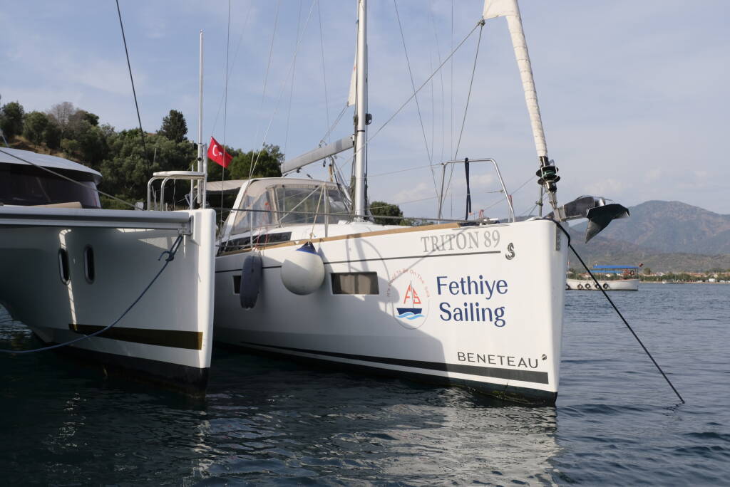 Segelyachten Oceanis 38.1 Triton 89