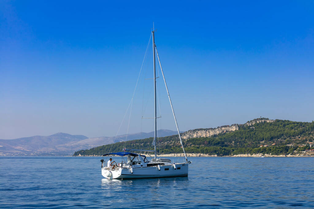Sailing yacht Oceanis 38.1 Anima Maris I