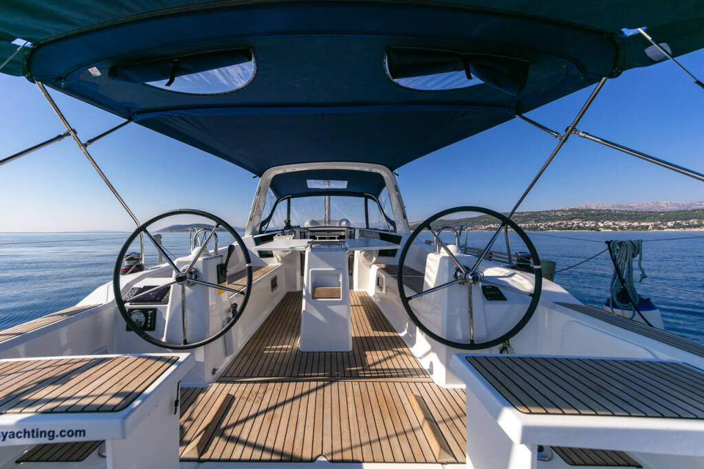 Sailing yacht Oceanis 38.1 Anima Maris I