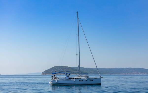 Oceanis 38.1 Anima Maris III ACI Marina Split