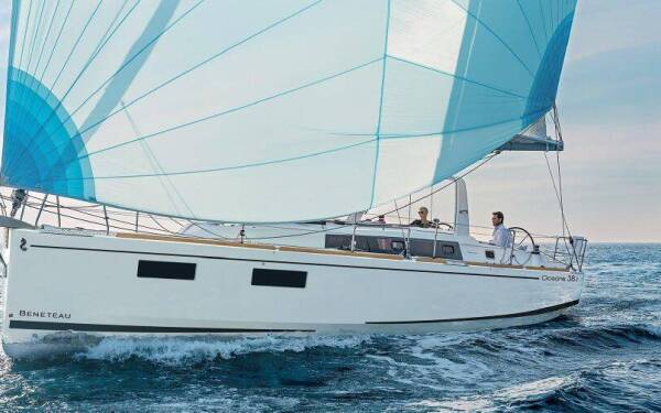 Oceanis 38.1 Sailor Mercury ACI Marina Split