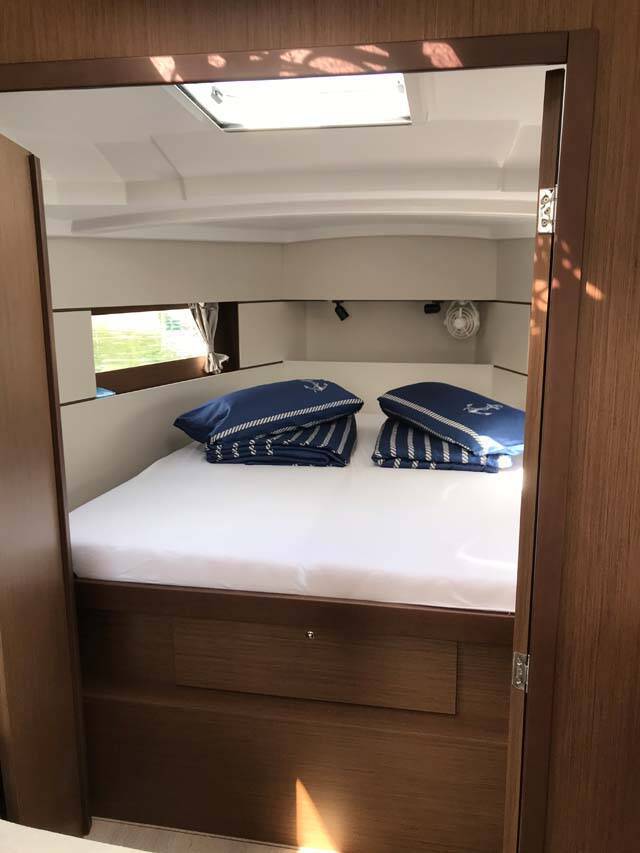 Segelyachten Oceanis 38.1 Eleven