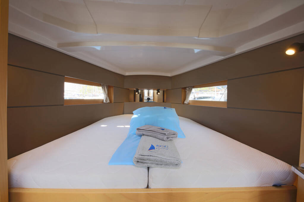 Segelyachten Oceanis 38.1 Summer Breeze 1