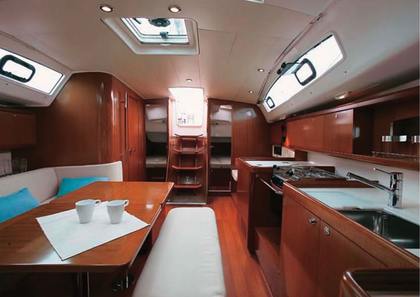 Sailing yacht Oceanis 40 Toscana