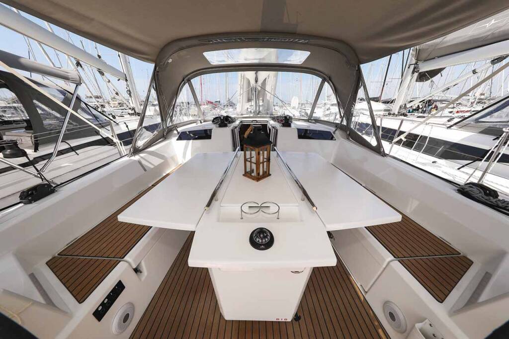 Segelyachten Oceanis 40.1 ELECTRIC Moritz