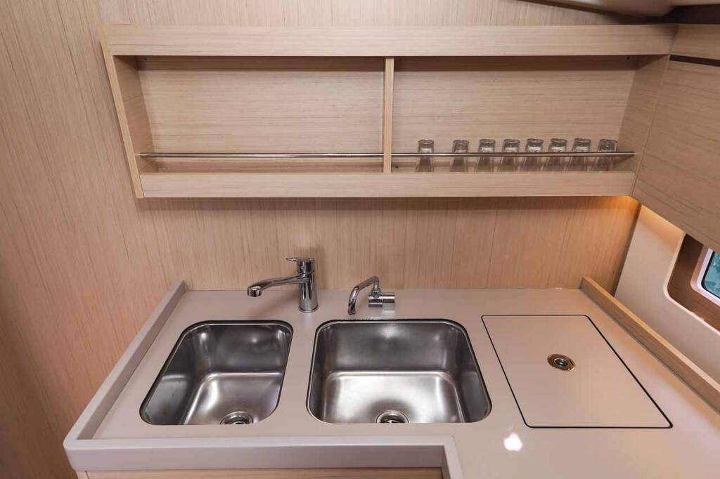 Segelyachten Oceanis 40.1 ELECTRIC Moritz