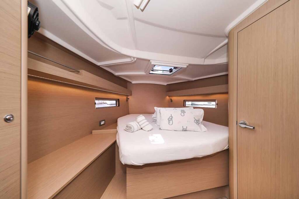 Segelyachten Oceanis 40.1 ELECTRIC Moritz
