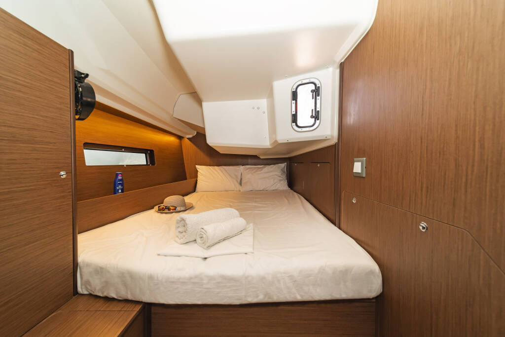 Sailing yacht Oceanis 40.1 Mojito