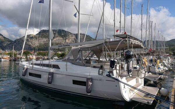 Oceanis 40.1 Mavi Mercury Göcek