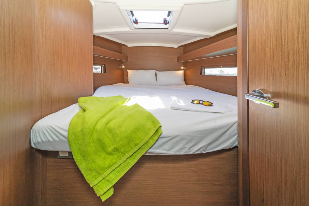 Segelyachten Oceanis 40.1 Roza