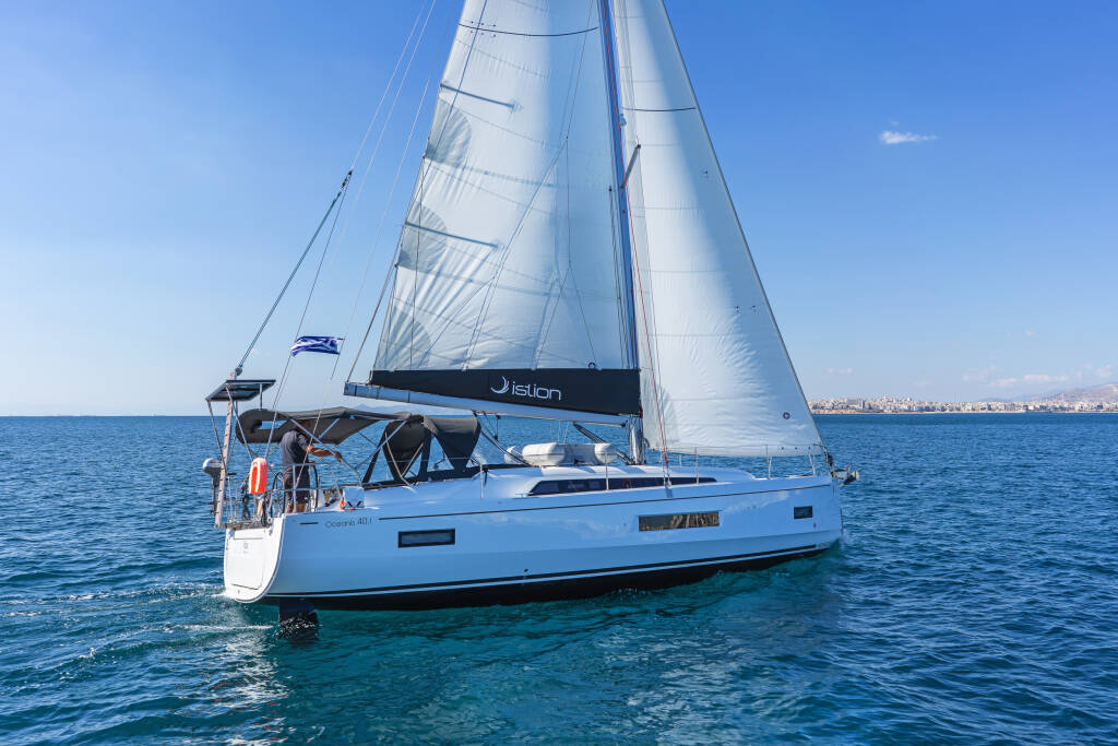 Segelyachten Oceanis 40.1 Roza