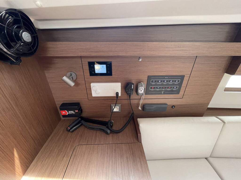 Segelyachten Oceanis 40.1 LOL