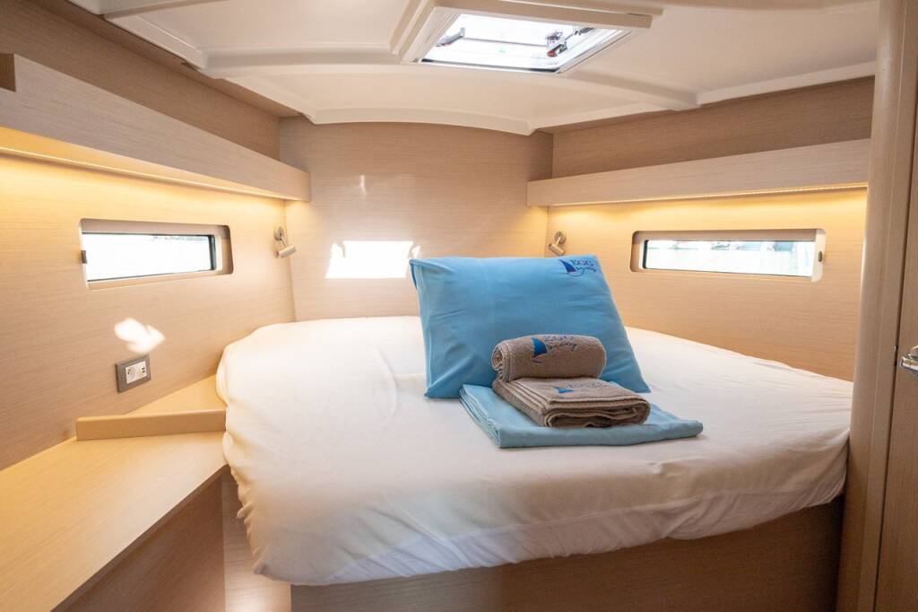 Segelyachten Oceanis 40.1 Champagne