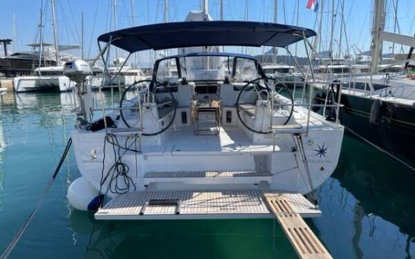 Oceanis 40.1 Enjoy Trogir, Yachtclub Seget (Marina Baotić)