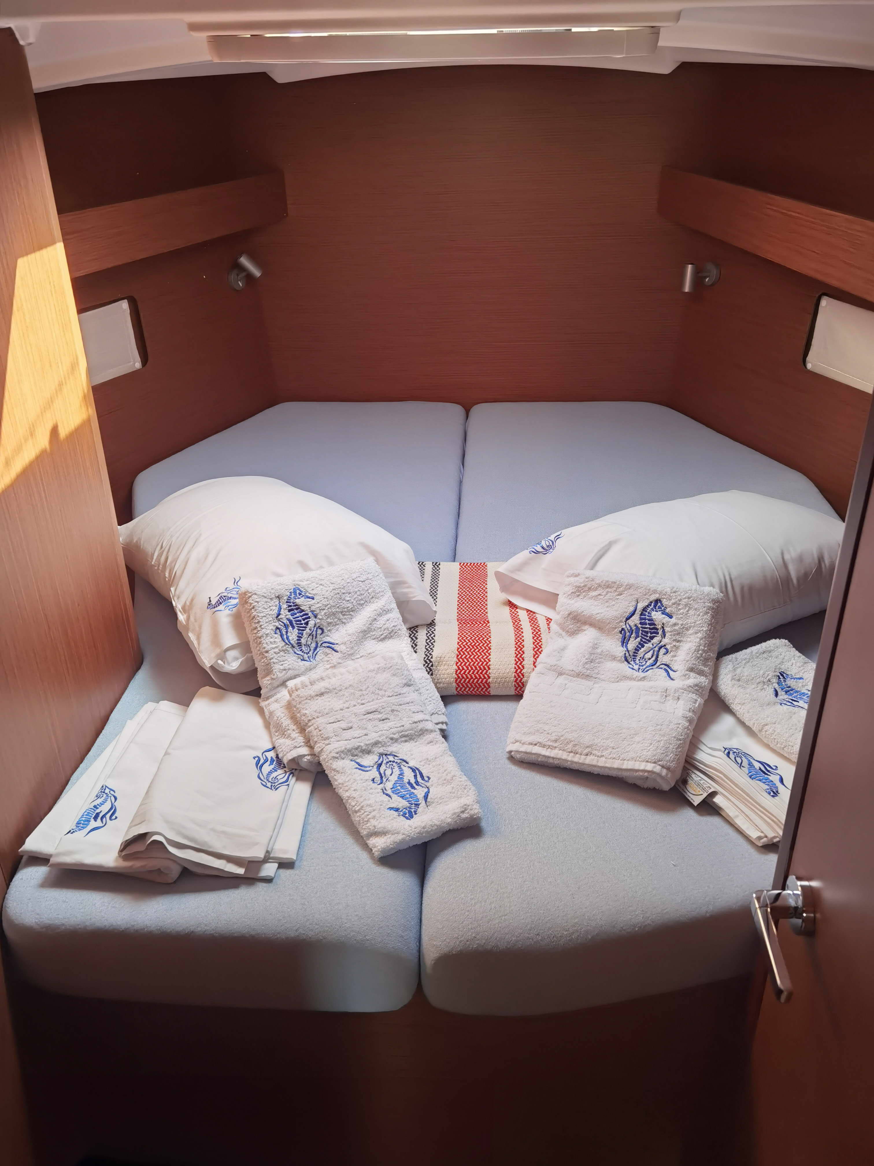 Sailing yacht Oceanis 40.1 CLASS