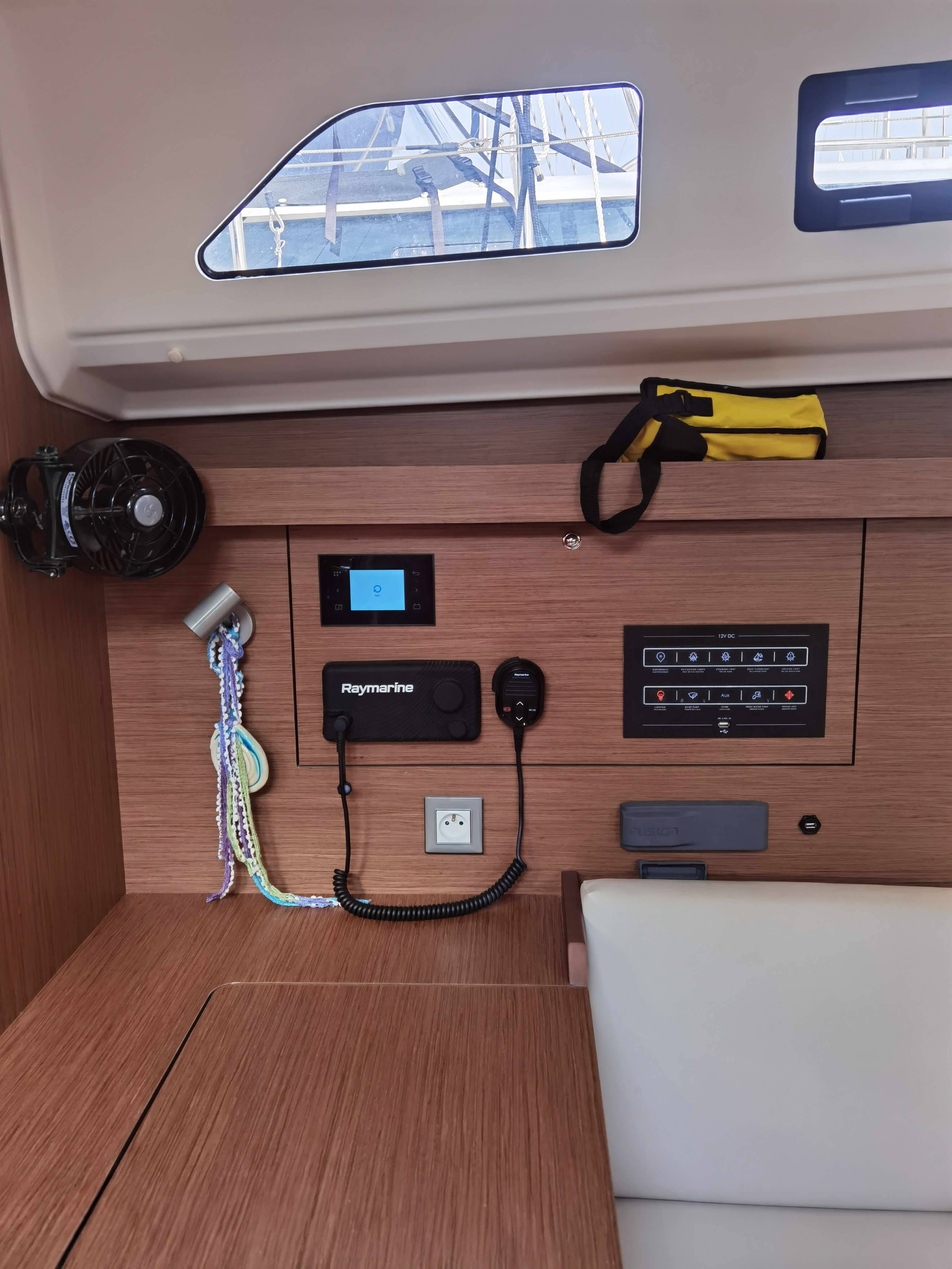 Segelyachten Oceanis 40.1 Mayramoot