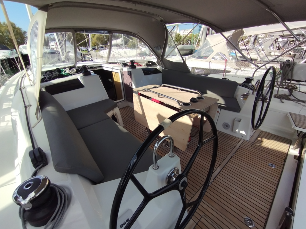 Segelyachten Oceanis 40.1 La Mer