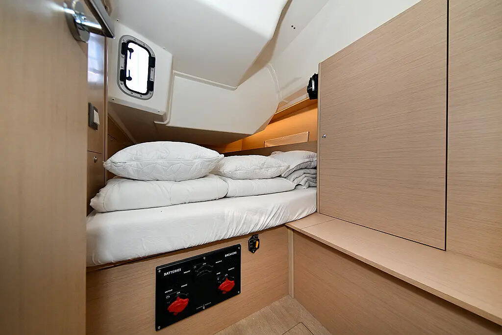 Sailing yacht Oceanis 40.1 Orion