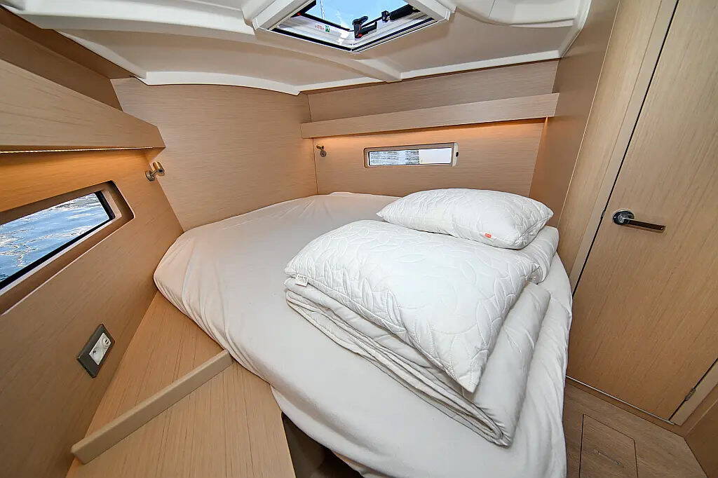 Sailing yacht Oceanis 40.1 Orion