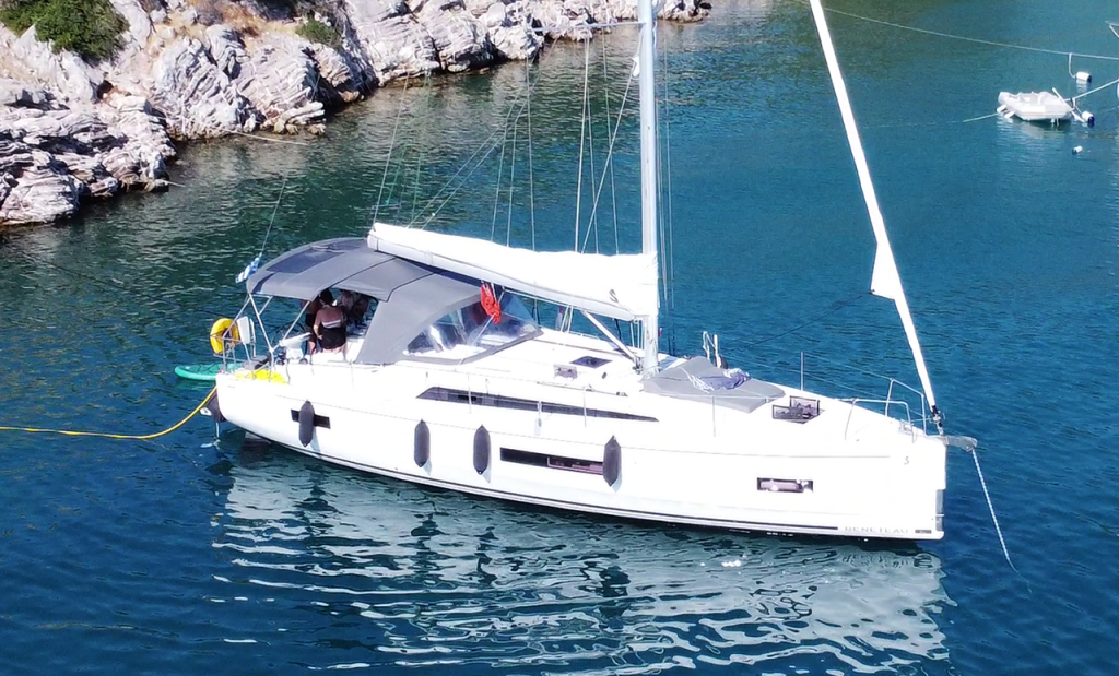 Sailing yacht Oceanis 40.1 Escape