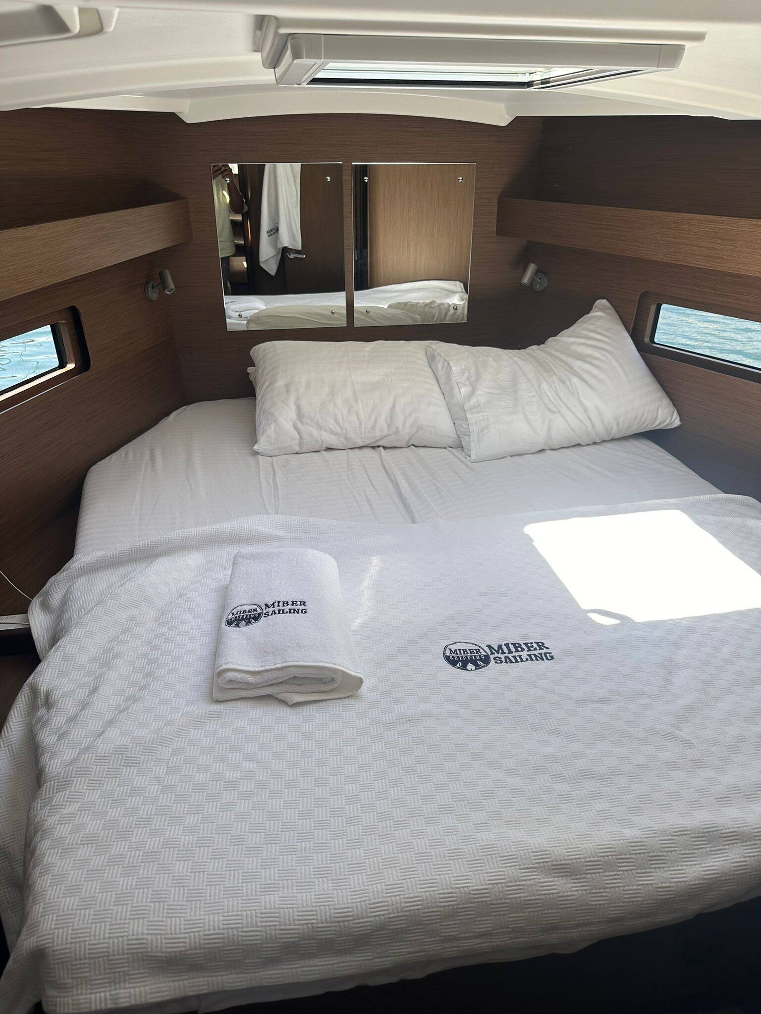Sailing yacht Oceanis 40.1 Noi
