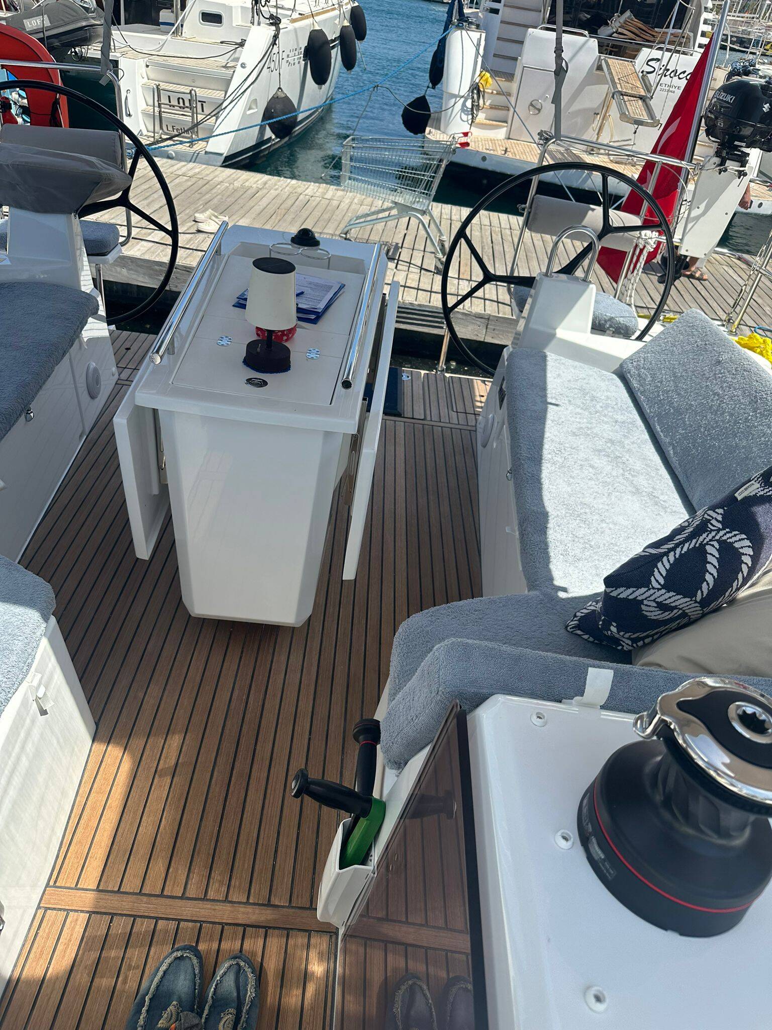 Sailing yacht Oceanis 40.1 Noi