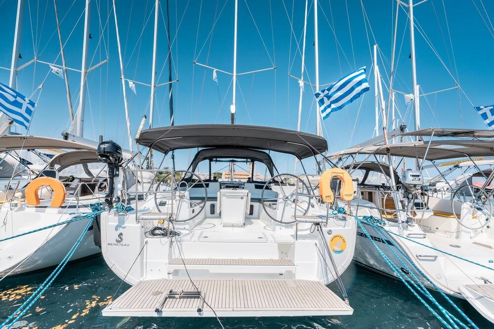 Sailing yacht Oceanis 40.1 Eleftheria