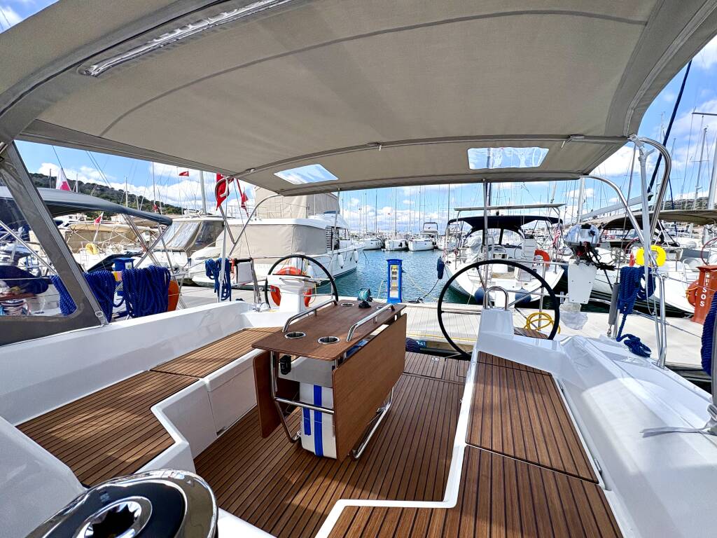Segelyachten Oceanis 40.1 