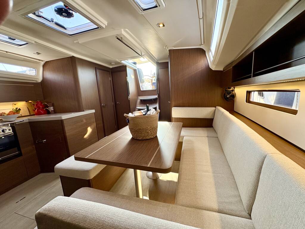 Segelyachten Oceanis 40.1 