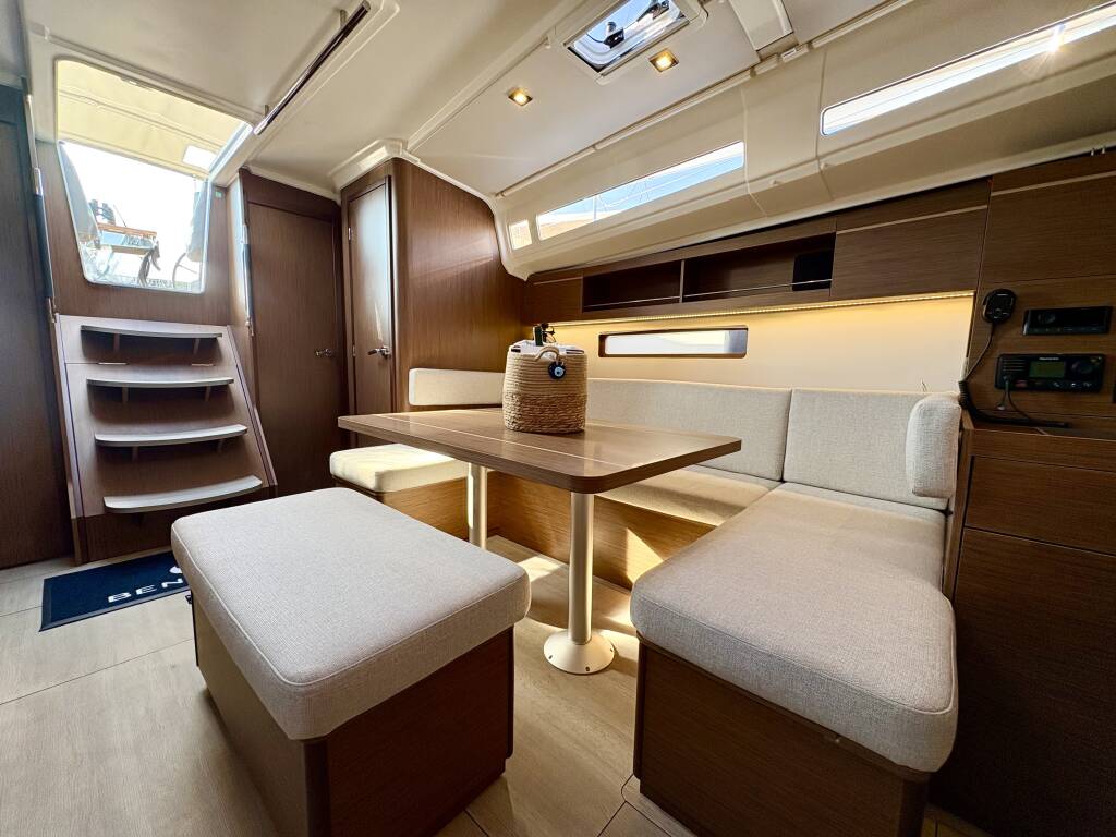 Segelyachten Oceanis 40.1 