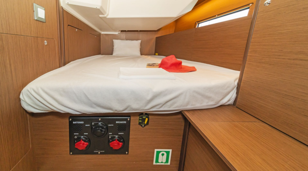 Segelyachten Oceanis 40.1 Roza