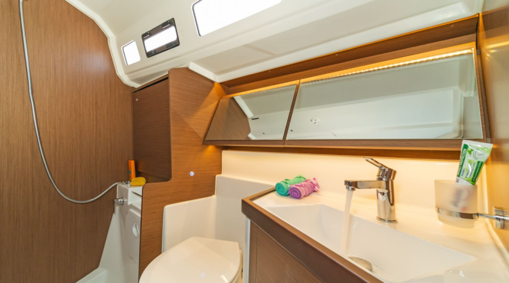 Segelyachten Oceanis 40.1 Roza