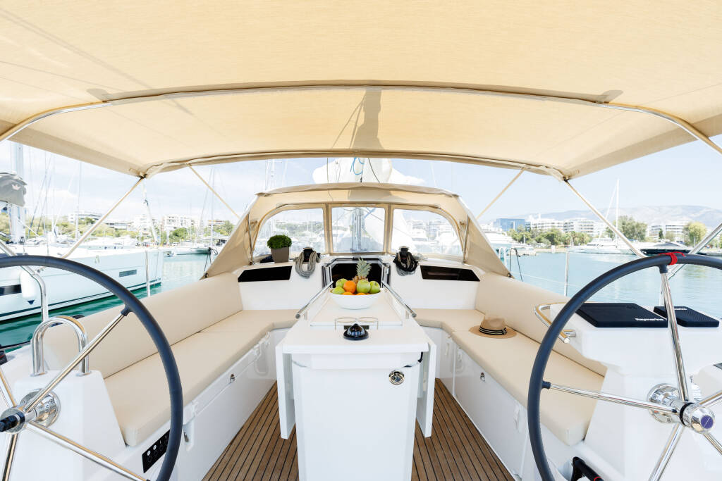 Sailing yacht Oceanis 40.1 Netos