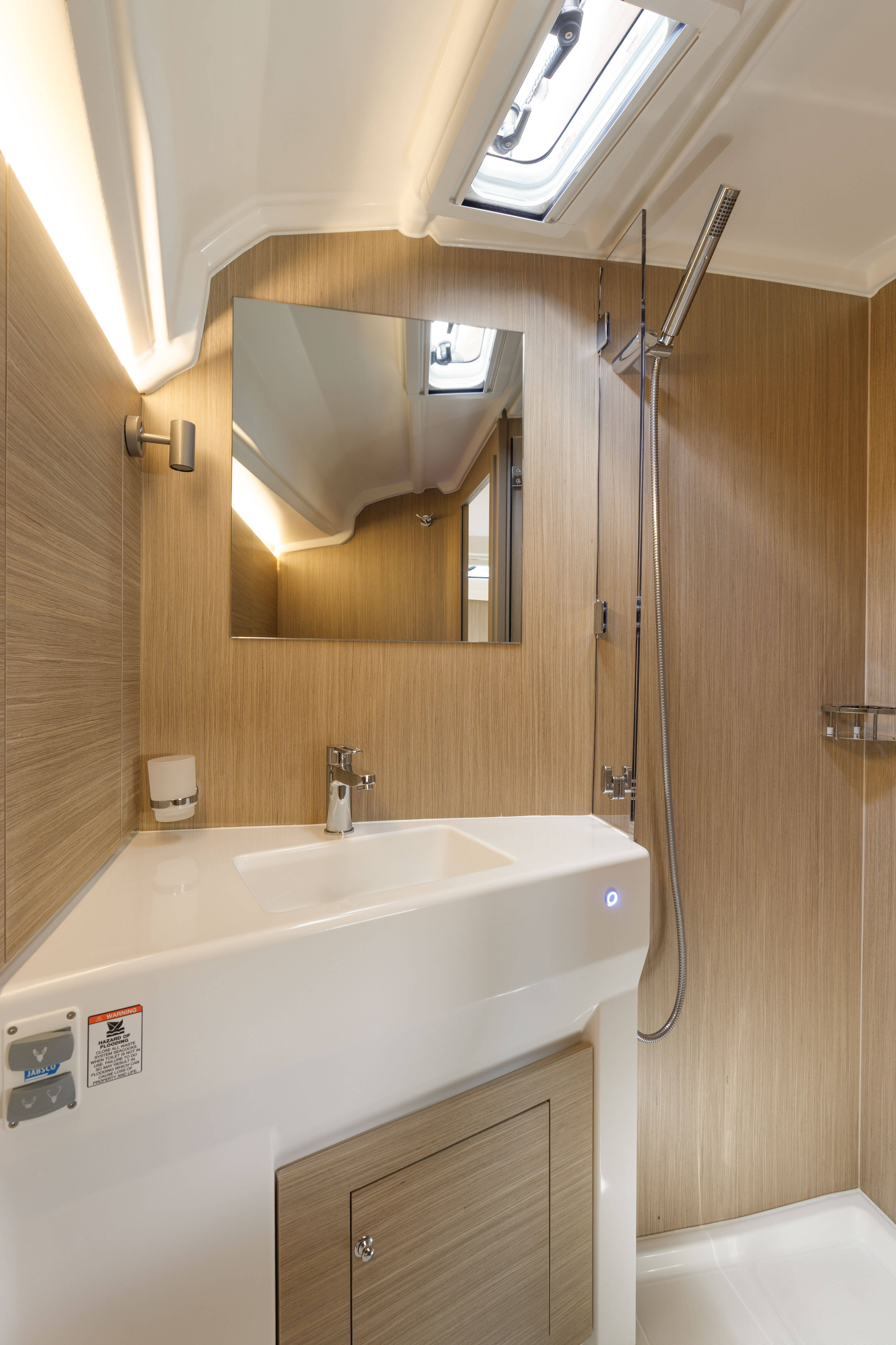 Sailing yacht Oceanis 40.1 Netos