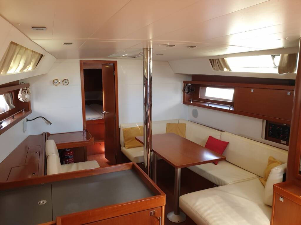 Sailing yacht Oceanis 41 Ecstasea