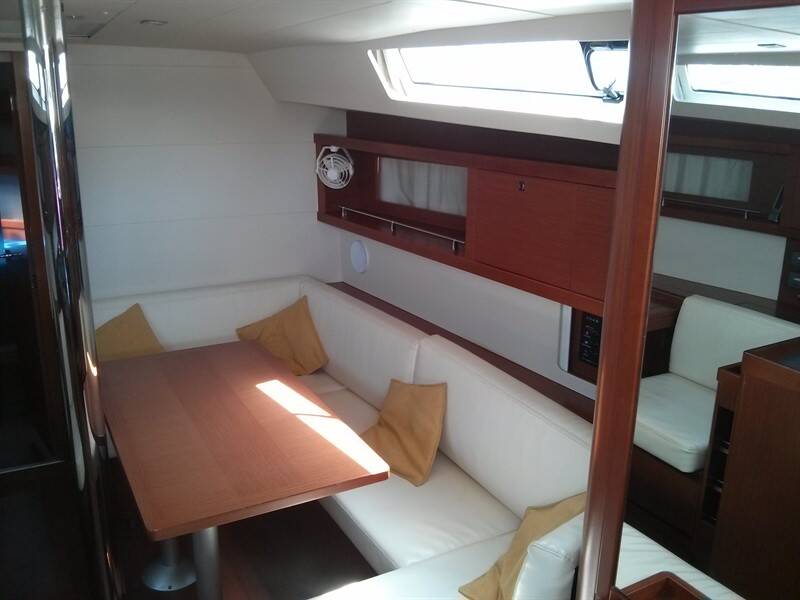 Segelyachten Oceanis 41 Warrior