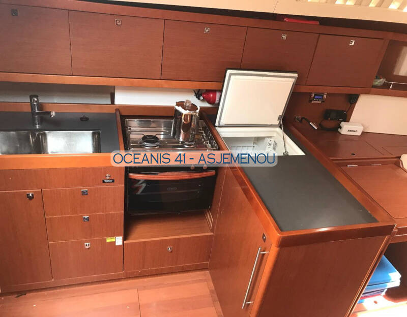 Segelyachten Oceanis 41 Asjemenou