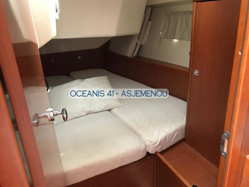 Segelyachten Oceanis 41 Asjemenou