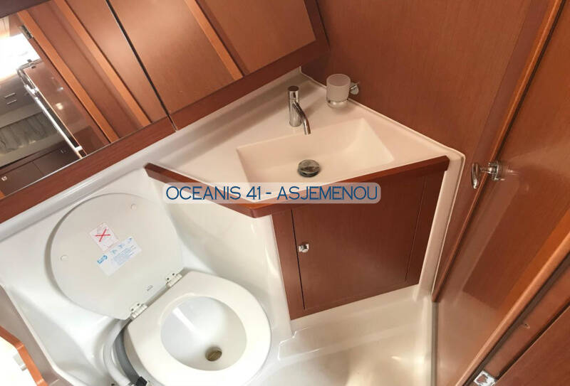 Segelyachten Oceanis 41 Asjemenou