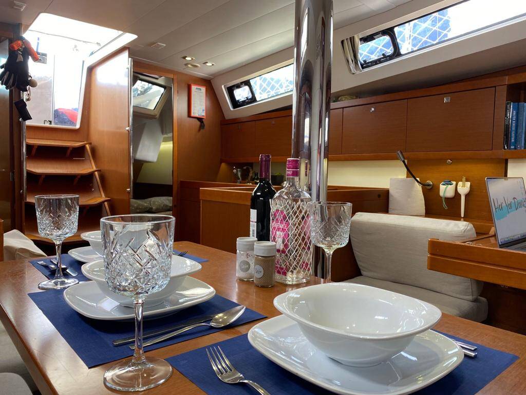 Segelyachten Oceanis 41 Tina
