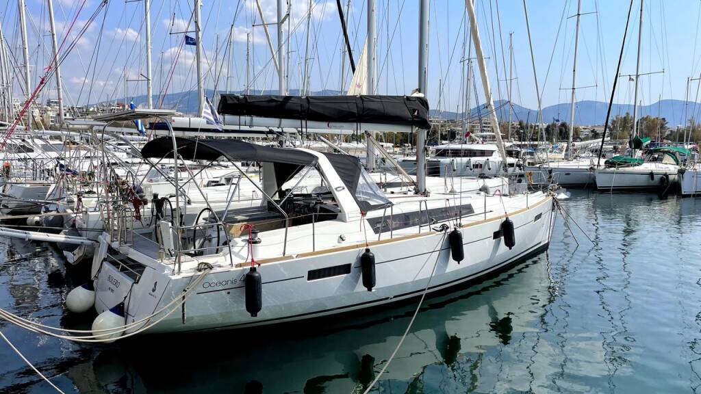 Sailing yacht Oceanis 41 Bolero