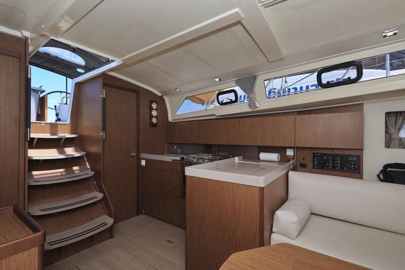Segelyachten Oceanis 41.1 Dalmatinka